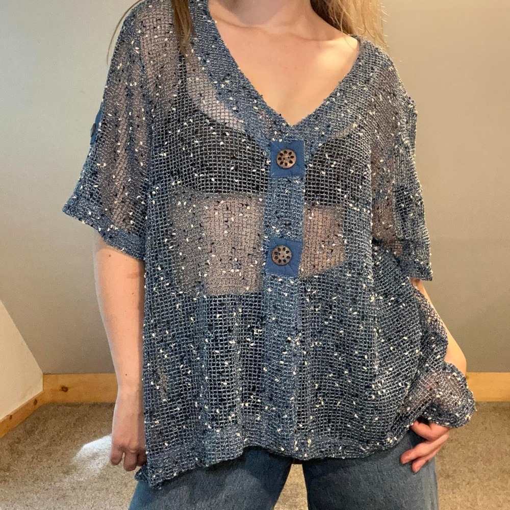 VTG Blair Mesh Whimsy / Fairy Top with wood buttons boxy fit